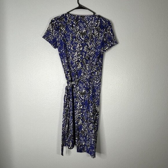 DVF Diane Von Furstenberg New Julian 2 Short Sleeve Wrap Dress Snake Scales Sz 2 - Picture 7 of 11